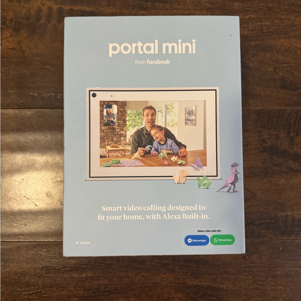 New, open box.Facebook Portal Mini 8" White is a smart speaker designed for home